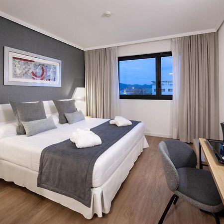 Alexandre Frontair Congress Hotel Сан-Бой-де Льобрегат Екстериор снимка